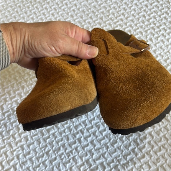 Birkenstock Tan Suede Clogs - Picture 6 of 7
